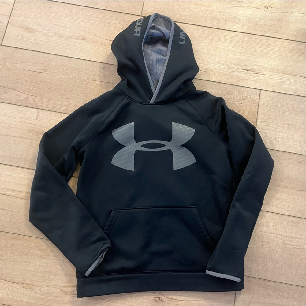 Under Armour boys hoodie sweatshirt